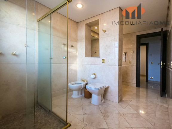 Imagem Casa com 8 Quartos à Venda, 700 m² em Jardim Social - Curitiba Imagem Casa com 8 Quartos à Venda, 700 m² em Jardim Social - Curitiba