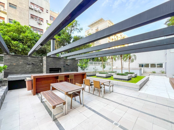 Imagem Apartamento com 3 Quartos à Venda, 209 m² em Higienópolis - Porto Alegre Imagem Apartamento com 3 Quartos à Venda, 209 m² em Higienópolis - Porto Alegre
