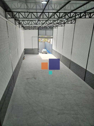Galpão para Alugar, 550 m² em Vila Califórnia - São Paulo