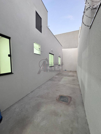 Imagem Casa com 3 Quartos à Venda, 133 m² em Delfino Magalhães - Montes Claros Imagem Casa com 3 Quartos à Venda, 133 m² em Delfino Magalhães - Montes Claros