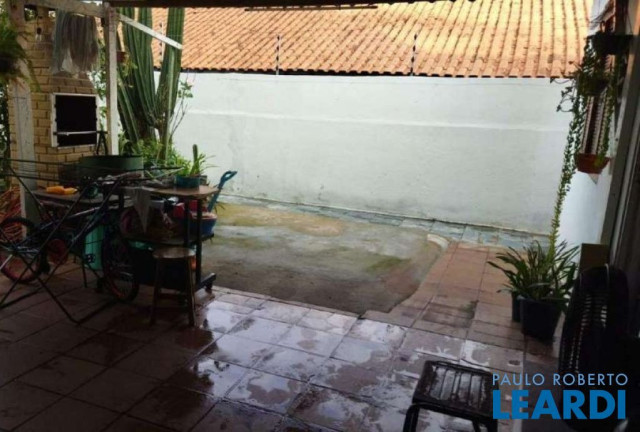Imagem Casa com 2 Quartos à Venda, 400 m² em Santa Maria - Santo André Imagem Casa com 2 Quartos à Venda, 400 m² em Santa Maria - Santo André