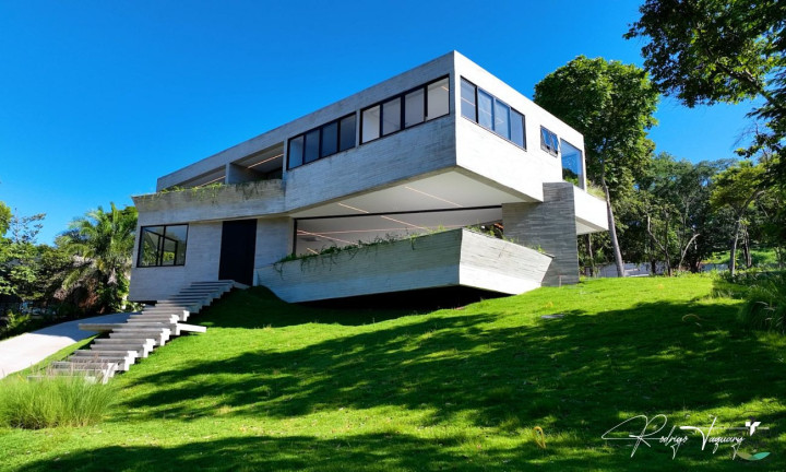 Casa de Condomínio com 4 Quartos à Venda, 669 m² em Residencial Aldeia Do Vale - Goiânia