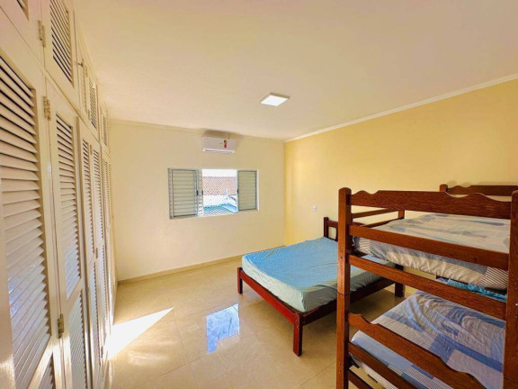 Imagem Casa com 2 Quartos à Venda, em Itanhaém Imagem Casa com 2 Quartos à Venda, em Itanhaém