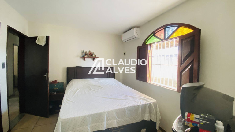 Imagem Casa com 4 Quartos à Venda, 200 m² em Santa Mônica - Feira De Santana Imagem Casa com 4 Quartos à Venda, 200 m² em Santa Mônica - Feira De Santana