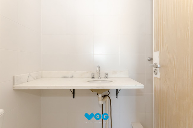 Imagem Imóvel com 3 Quartos à Venda, 65 m² em Petrópolis - Porto Alegre