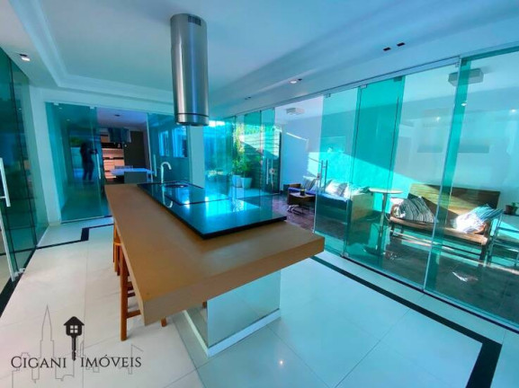 Imagem Casa de Condomínio com 7 Quartos à Venda, 600 m² em Barra Da Tijuca - Rio De Janeiro