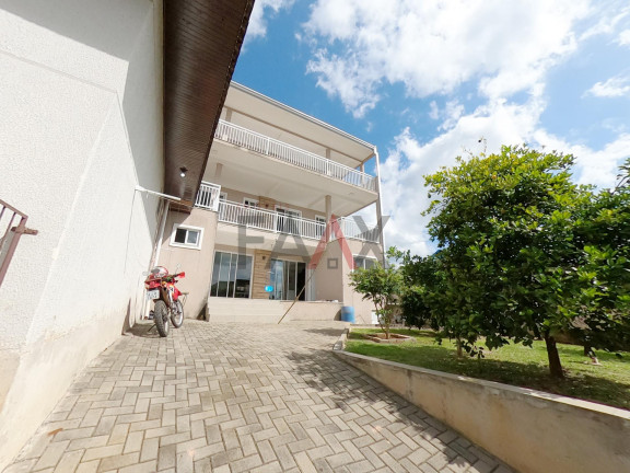 Imagem Casa com 3 Quartos à Venda, 376 m² em Centro - Guarapuava Imagem Casa com 3 Quartos à Venda, 376 m² em Centro - Guarapuava