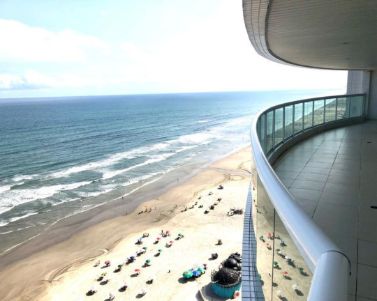 Imagem Apartamento com 3 Quartos à Venda, 206 m² em Vila Caiçara - Praia Grande