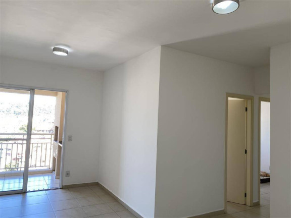 Apartamento com 3 Quartos para Alugar, 72 m² em Jardim Tupanci - Barueri