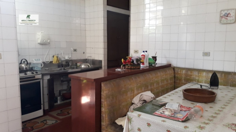 Imagem Casa com 3 Quartos à Venda, 350 m² em Centro - São Roque Imagem Casa com 3 Quartos à Venda, 350 m² em Centro - São Roque
