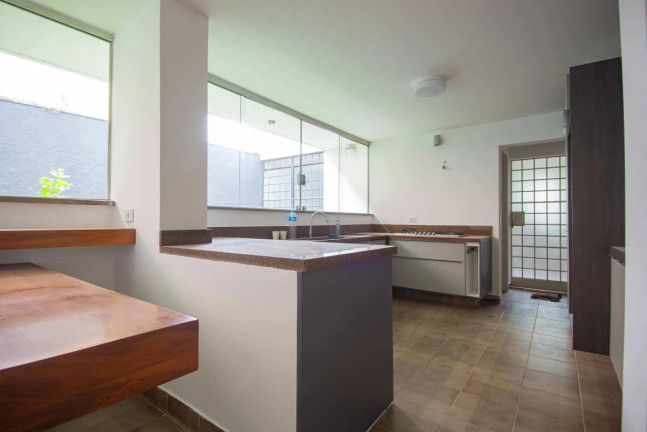 Imagem Casa com 4 Quartos à Venda, Imagem Casa com 4 Quartos à Venda,