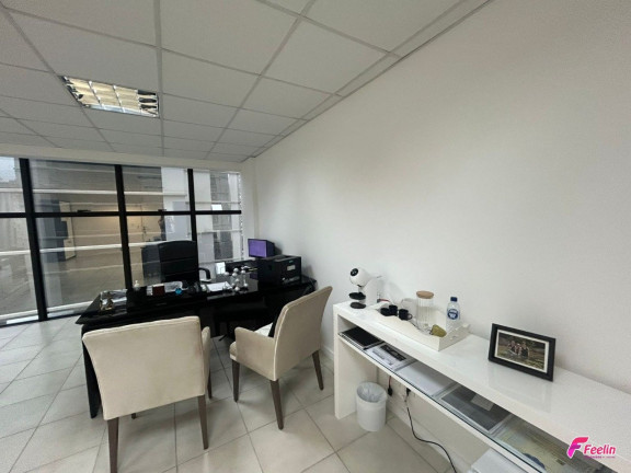 Imagem Sala Comercial à Venda, 47 m² em Centro - Florianópolis Imagem Sala Comercial à Venda, 47 m² em Centro - Florianópolis