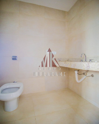 Imagem Imóvel com 4 Quartos à Venda, 220 m² em Zona 01 - Maringá Imagem Imóvel com 4 Quartos à Venda, 220 m² em Zona 01 - Maringá