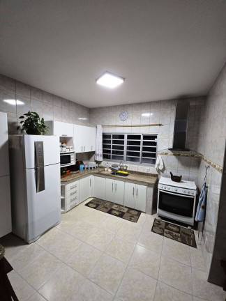 Imagem Casa com 2 Quartos à Venda, 168 m² em Santana - Pindamonhangaba Imagem Casa com 2 Quartos à Venda, 168 m² em Santana - Pindamonhangaba