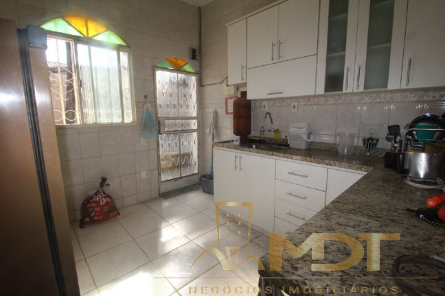 Imagem Casa com 3 Quartos à Venda, 140 m² em São João Batista (venda Nova) - Belo Horizonte Imagem Casa com 3 Quartos à Venda, 140 m² em São João Batista (venda Nova) - Belo Horizonte