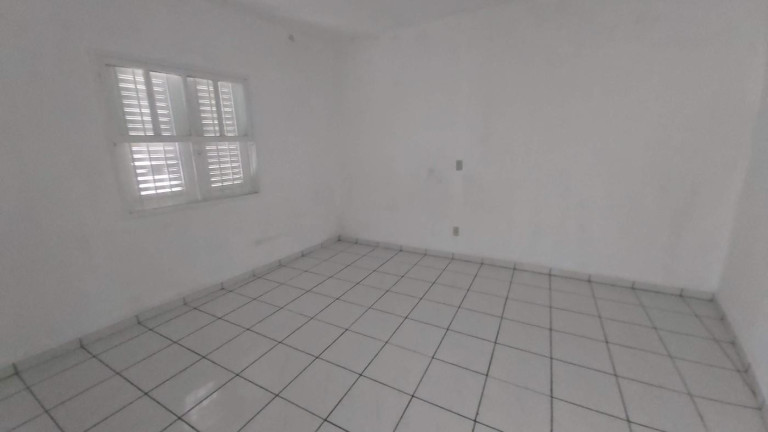 Imagem Casa com 9 Quartos à Venda, 196 m² em Helena Maria - Osasco Imagem Casa com 9 Quartos à Venda, 196 m² em Helena Maria - Osasco