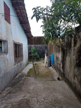 Imagem Casa com 2 Quartos à Venda, 250 m² em Vera Cruz - Mongaguá Imagem Casa com 2 Quartos à Venda, 250 m² em Vera Cruz - Mongaguá