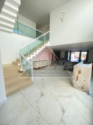 Imagem Casa com 5 Quartos à Venda, 600 m² em Vargem Grande - Rio De Janeiro Imagem Casa com 5 Quartos à Venda, 600 m² em Vargem Grande - Rio De Janeiro