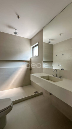 Imagem Casa de Condomínio com 5 Quartos à Venda, em Barra Da Tijuca - Rio De Janeiro Imagem Casa de Condomínio com 5 Quartos à Venda, em Barra Da Tijuca - Rio De Janeiro