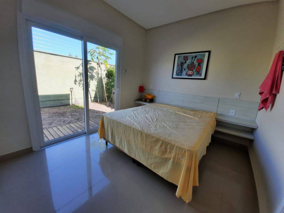 Imagem Casa com 4 Quartos à Venda, 300 m² em Centro - Xangri-lá Imagem Casa com 4 Quartos à Venda, 300 m² em Centro - Xangri-lá