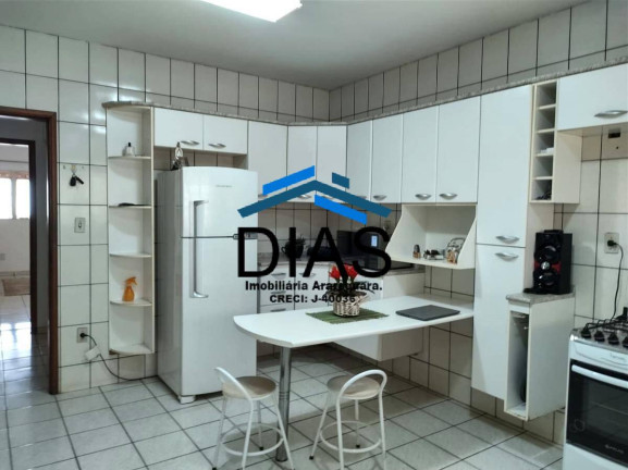Imagem Casa com 2 Quartos à Venda, 90 m² em Vila Suconasa - Araraquara Imagem Casa com 2 Quartos à Venda, 90 m² em Vila Suconasa - Araraquara