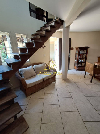 Imagem Casa com 3 Quartos para Alugar, em Itacolomi - Balneário Piçarras Imagem Casa com 3 Quartos para Alugar, em Itacolomi - Balneário Piçarras