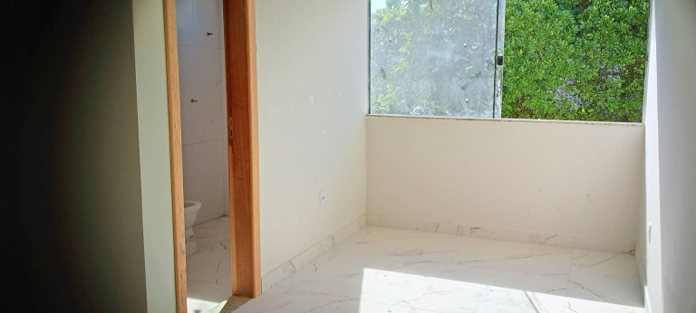 Imagem Casa com 4 Quartos à Venda, 180 m² em Buraquinho - Lauro De Freitas