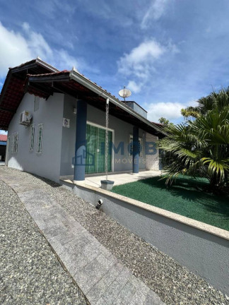 Imagem Casa com 3 Quartos à Venda, 98 m² em Nova Esperança - Guaramirim