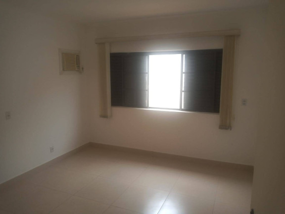 Imagem Casa com 3 Quartos para Alugar, 190 m² em Jardim Nasralla - Bauru Imagem Casa com 3 Quartos para Alugar, 190 m² em Jardim Nasralla - Bauru