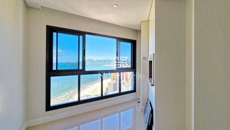 Apartamento com 4 Quartos à Venda, 182 m² em Quadra Mar Centro - Balneário Camboriú