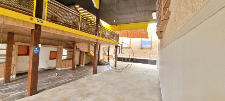 Edifício Residencial à Venda, 1.000 m² em Jardim - Santo André