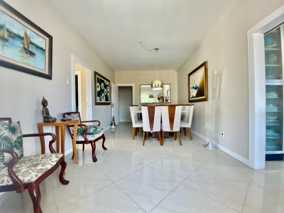 Imagem Casa com 4 Quartos à Venda, 236 m² em Capoeiras - Florianópolis
