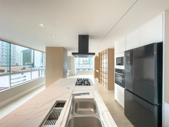 Apartamento com 3 Quartos à Venda, 179 m² em Barra Sul - Balneário Camboriú