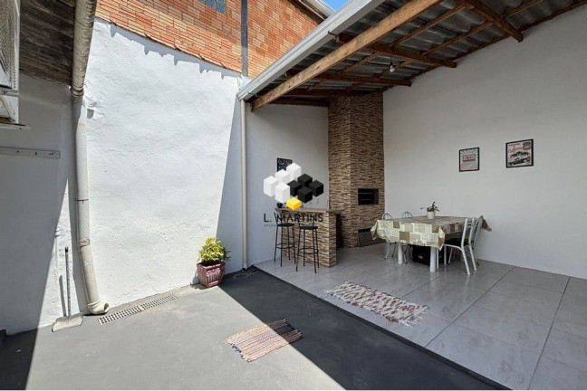 Imagem Casa com 2 Quartos à Venda, 98 m² em Guajuviras - Canoas Imagem Casa com 2 Quartos à Venda, 98 m² em Guajuviras - Canoas