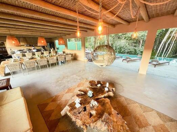 Imagem Casa com 5 Quartos à Venda, 1.600 m² em Trancoso - Porto Seguro Imagem Casa com 5 Quartos à Venda, 1.600 m² em Trancoso - Porto Seguro