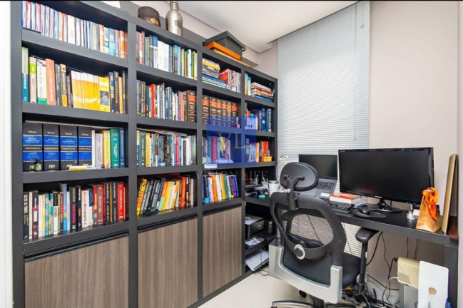 Imagem Cobertura com 3 Quartos à Venda, 179 m² em Bacacheri - Curitiba
