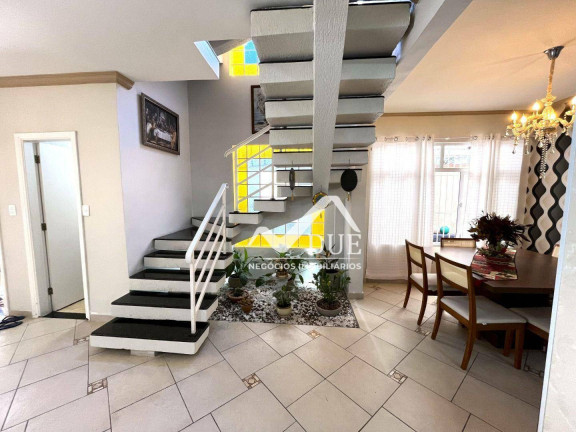 Imagem Casa com 5 Quartos à Venda, 202 m² em Campo Grande - Santos Imagem Casa com 5 Quartos à Venda, 202 m² em Campo Grande - Santos