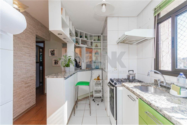 Imagem Apartamento com 2 Quartos à Venda, 73 m² em Menino Deus - Porto Alegre Imagem Apartamento com 2 Quartos à Venda, 73 m² em Menino Deus - Porto Alegre