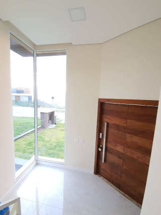 Imagem Casa com 2 Quartos à Venda, 200 m² em Alphaville - Santana De Parnaíba Imagem Casa com 2 Quartos à Venda, 200 m² em Alphaville - Santana De Parnaíba
