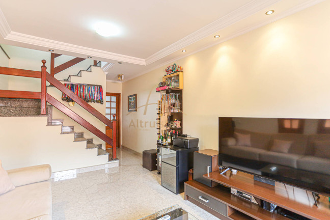 Imagem Casa com 3 Quartos à Venda, 243 m² em Umuarama - Osasco Imagem Casa com 3 Quartos à Venda, 243 m² em Umuarama - Osasco
