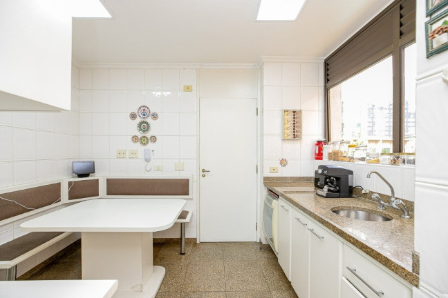 Imagem Imóvel com 3 Quartos à Venda, 225 m² em Itaim Bibi - São Paulo