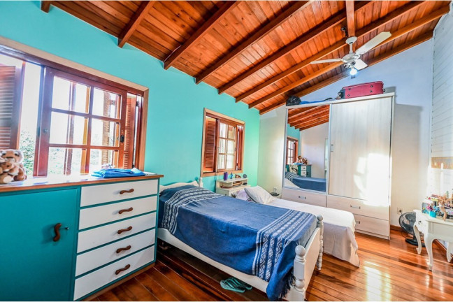 Imagem Casa com 4 Quartos à Venda, 200 m² em Santa Tereza - Porto Alegre Imagem Casa com 4 Quartos à Venda, 200 m² em Santa Tereza - Porto Alegre