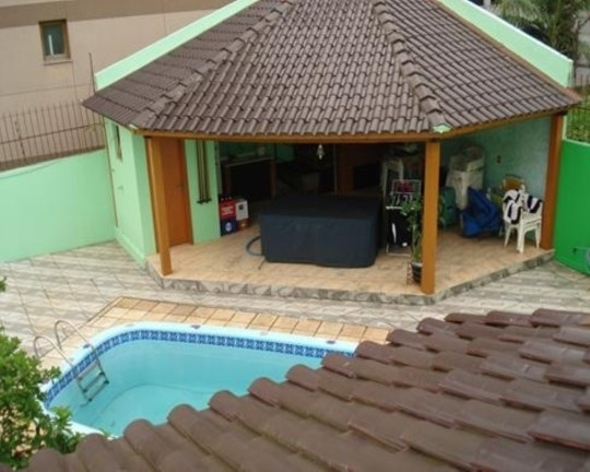 Imagem Casa com 4 Quartos à Venda, 305 m² em Jardim Planalto - Porto Alegre Imagem Casa com 4 Quartos à Venda, 305 m² em Jardim Planalto - Porto Alegre