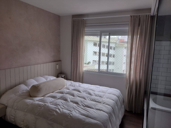 Imagem Apartamento com 3 Quartos à Venda, 61 m² em Centro - Florianópolis Imagem Apartamento com 3 Quartos à Venda, 61 m² em Centro - Florianópolis