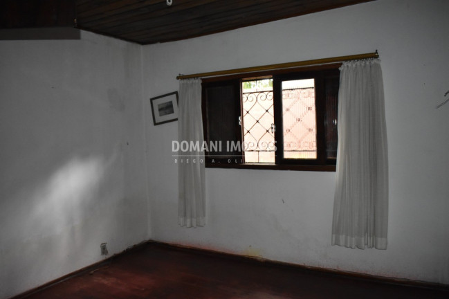 Imagem Casa com 4 Quartos à Venda, 360 m² em Região Do Alto Da Boa Vista - Campos Do Jordão Imagem Casa com 4 Quartos à Venda, 360 m² em Região Do Alto Da Boa Vista - Campos Do Jordão