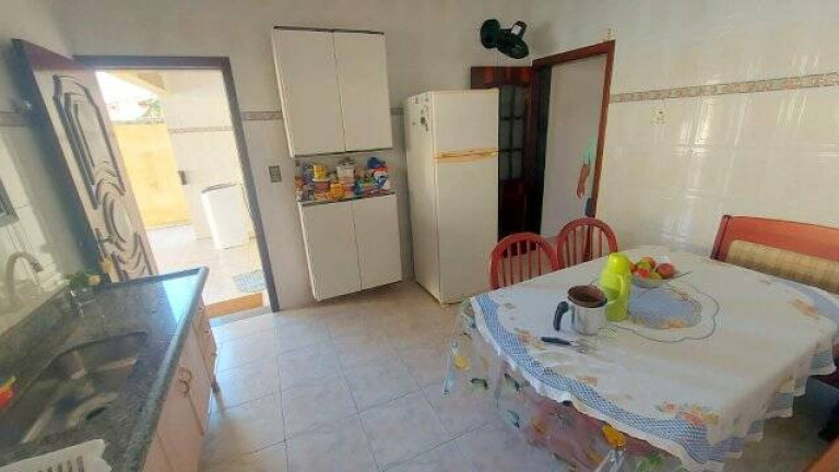 Imagem Casa com 3 Quartos à Venda, 360 m² em Stella Maris - Peruíbe Imagem Casa com 3 Quartos à Venda, 360 m² em Stella Maris - Peruíbe