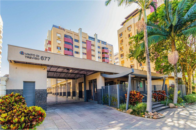 Imagem Apartamento com 3 Quartos à Venda, 129 m² em Menino Deus - Porto Alegre Imagem Apartamento com 3 Quartos à Venda, 129 m² em Menino Deus - Porto Alegre