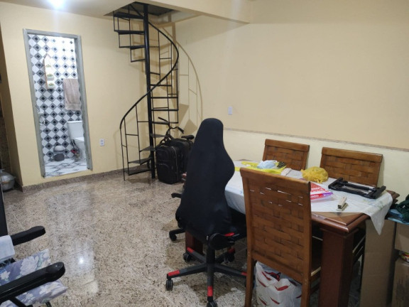 Imagem Casa com 2 Quartos à Venda, 110 m² em Madureira - Rio De Janeiro Imagem Casa com 2 Quartos à Venda, 110 m² em Madureira - Rio De Janeiro