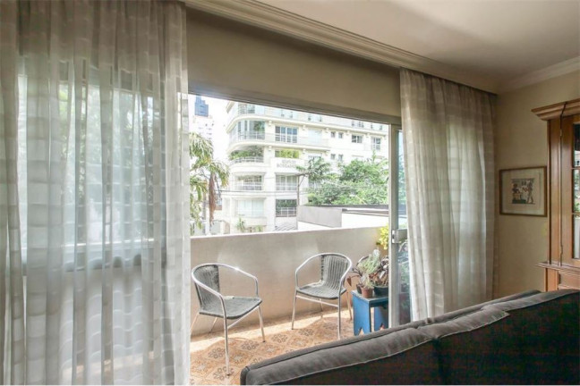 Imagem Imóvel com 3 Quartos à Venda, em Itaim Bibi - São Paulo Imagem Imóvel com 3 Quartos à Venda, em Itaim Bibi - São Paulo