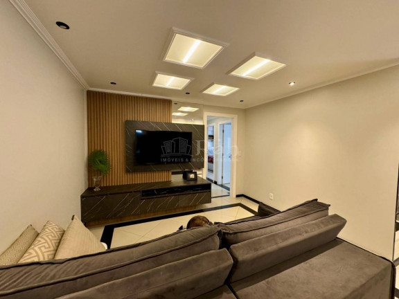 Imagem Apartamento com 3 Quartos à Venda, 170 m² em Centro - Balneário Camboriú